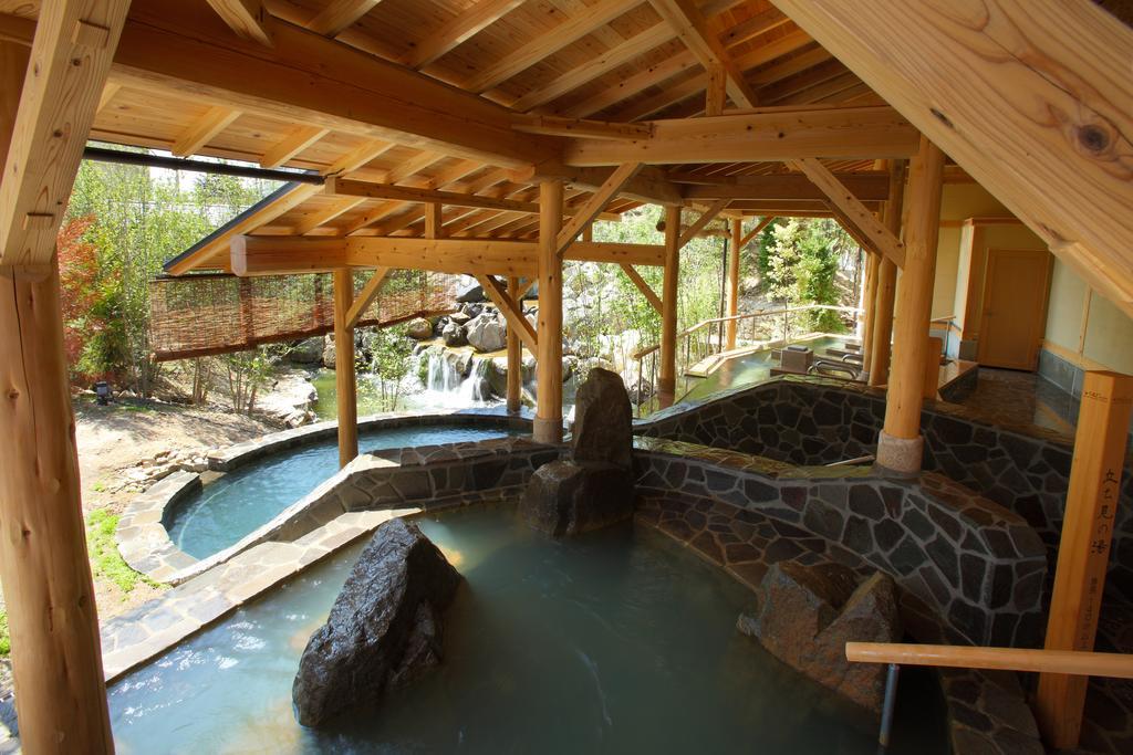 Iizaka Hotel Juraku Fukushima  Eksteriør bilde