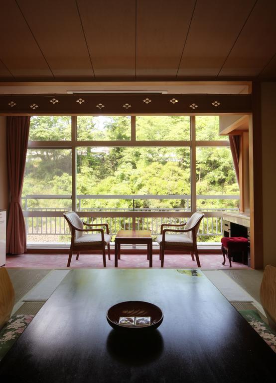 Iizaka Hotel Juraku Fukushima  Eksteriør bilde