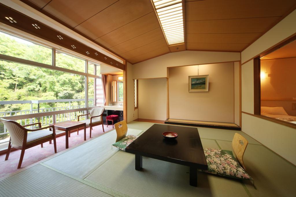 Iizaka Hotel Juraku Fukushima  Eksteriør bilde